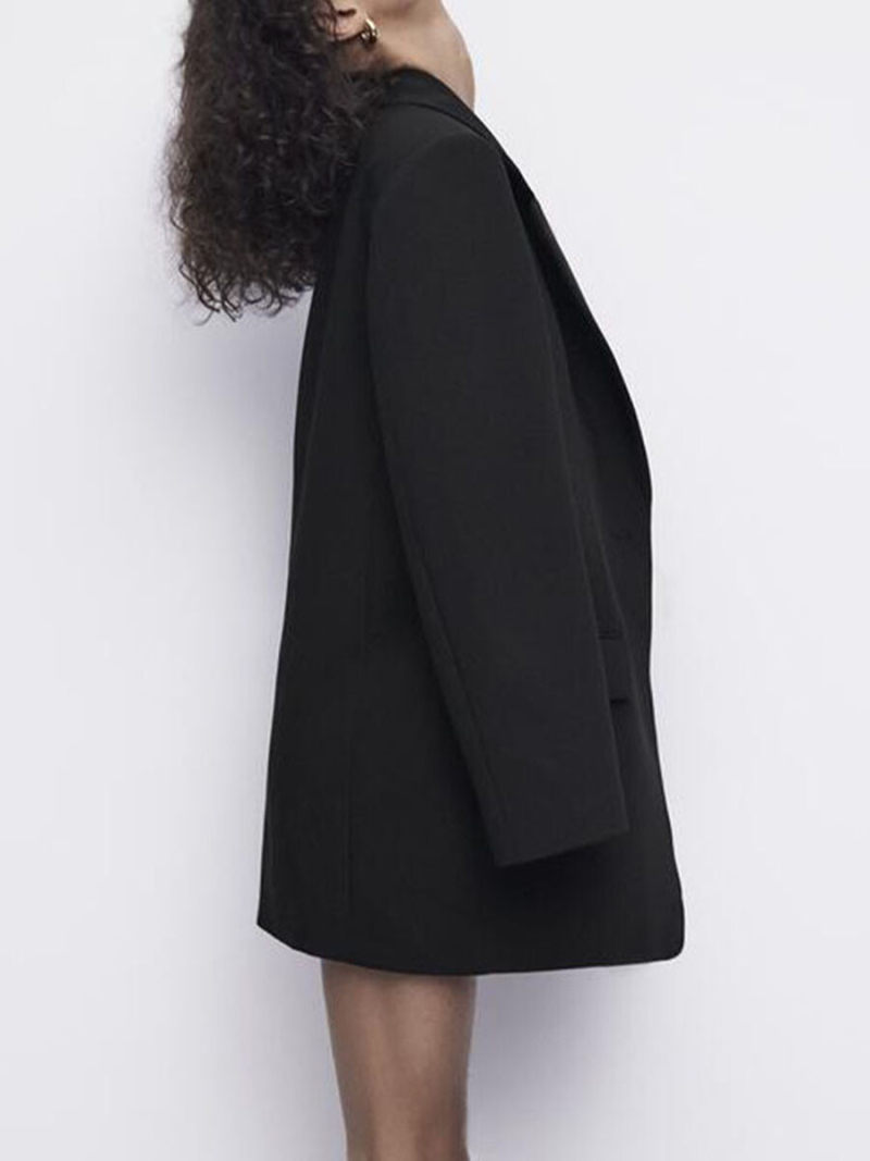 Shoulder pads oversized blazer Shoulder pads oversized blazer