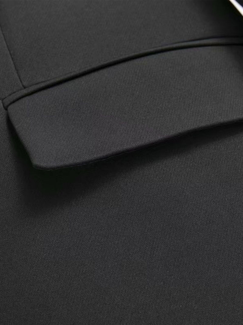 Shoulder pads oversized blazer Shoulder pads oversized blazer