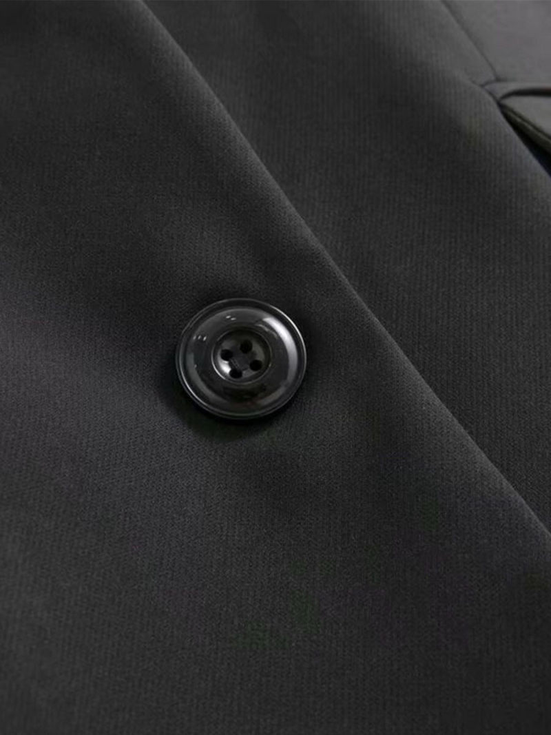 Shoulder pads oversized blazer Shoulder pads oversized blazer