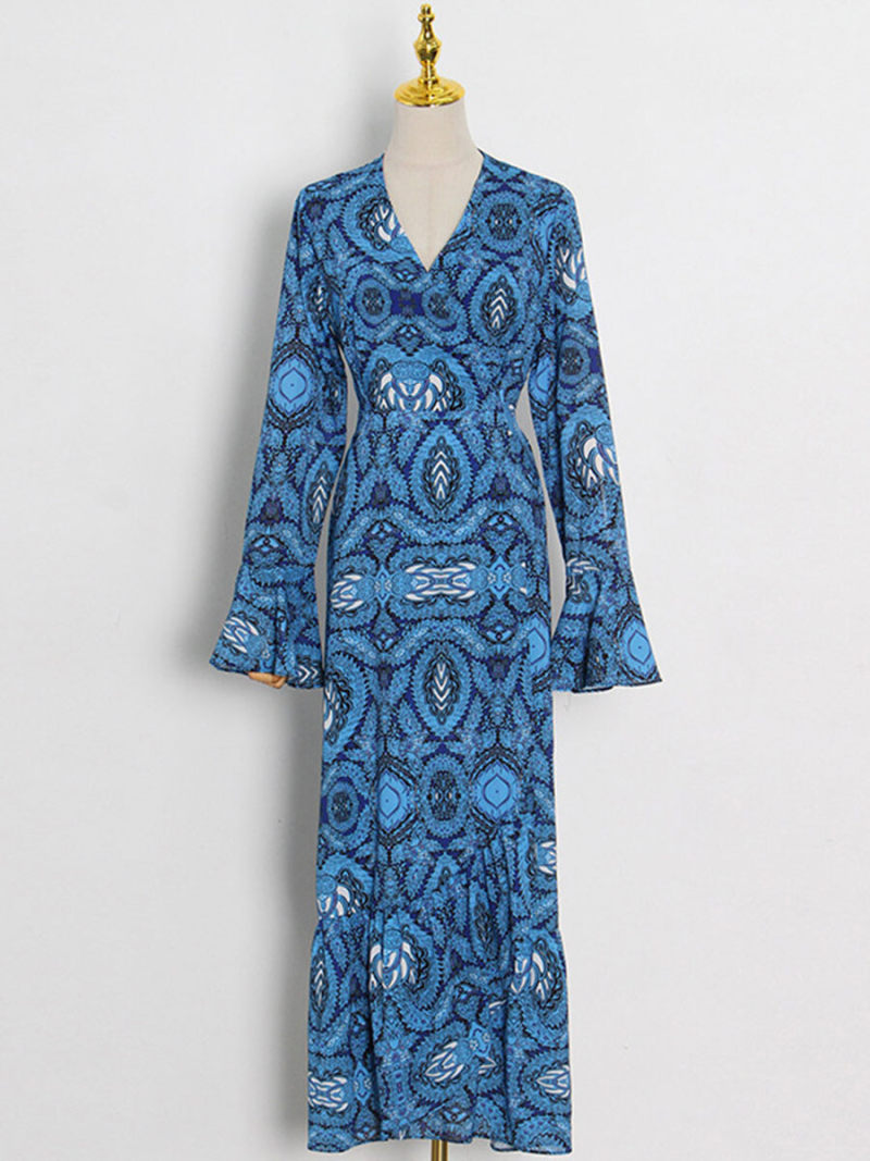 A blue print dress A blue print dress