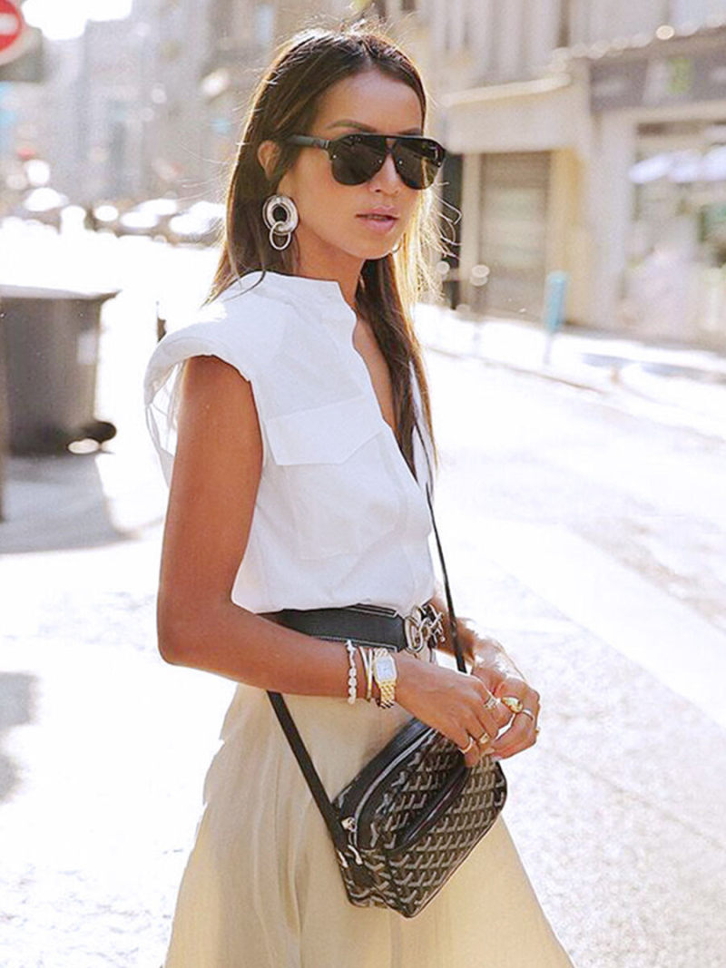 Woven Sleevesless Blouse Woven Sleevesless Blouse