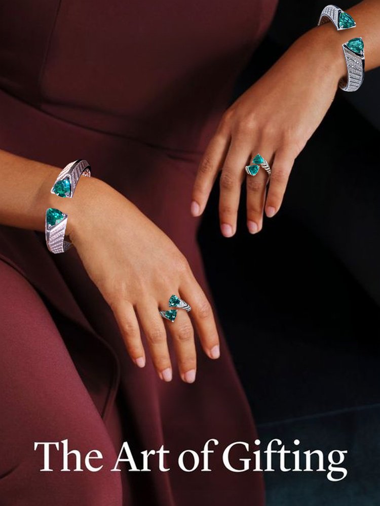 High-end handmade jewelry set High-end handmade jewelry set