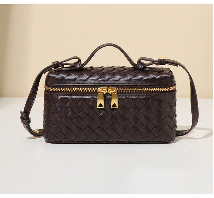 Handwoven leather box bag Handwoven leather box bag