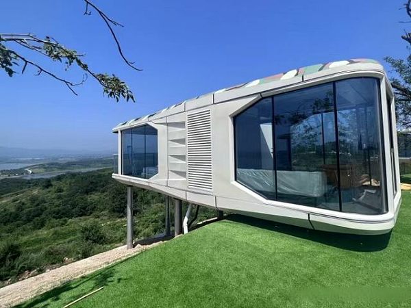 Factory Price Capsule House Home Luxury Mobile Hotel Modern Design Hot Sale