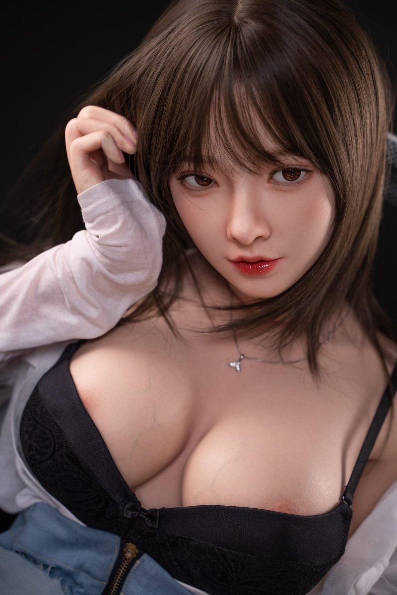Short Hair Sexy Doll