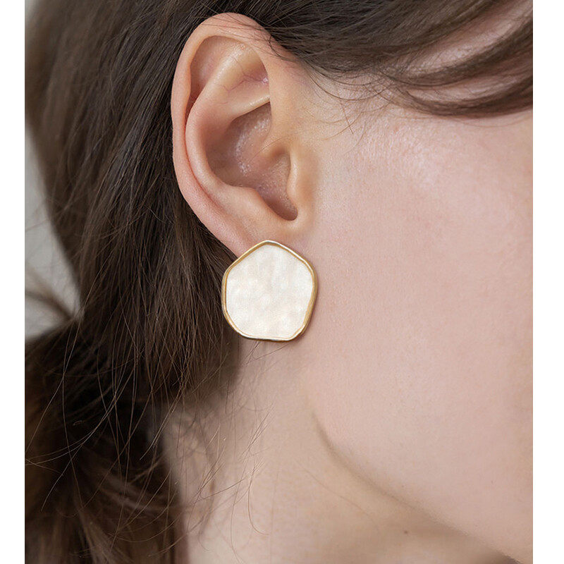 Earrings with shell s925hoop