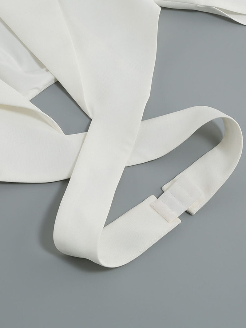 White long-sleeved v-neck small two-piece suit a skirt