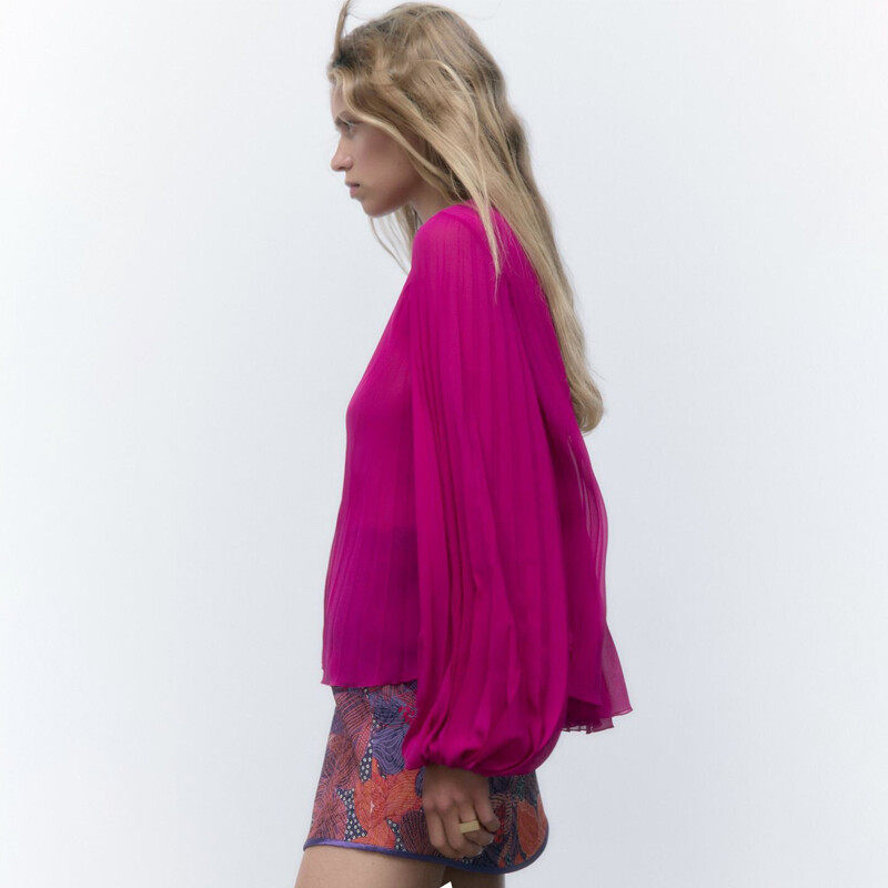 V neck Long sleeve bouse