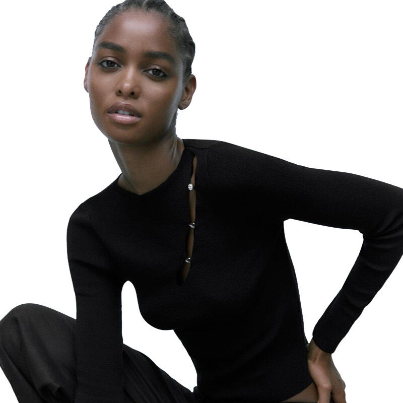 Round Neck Knit Top with Button detail