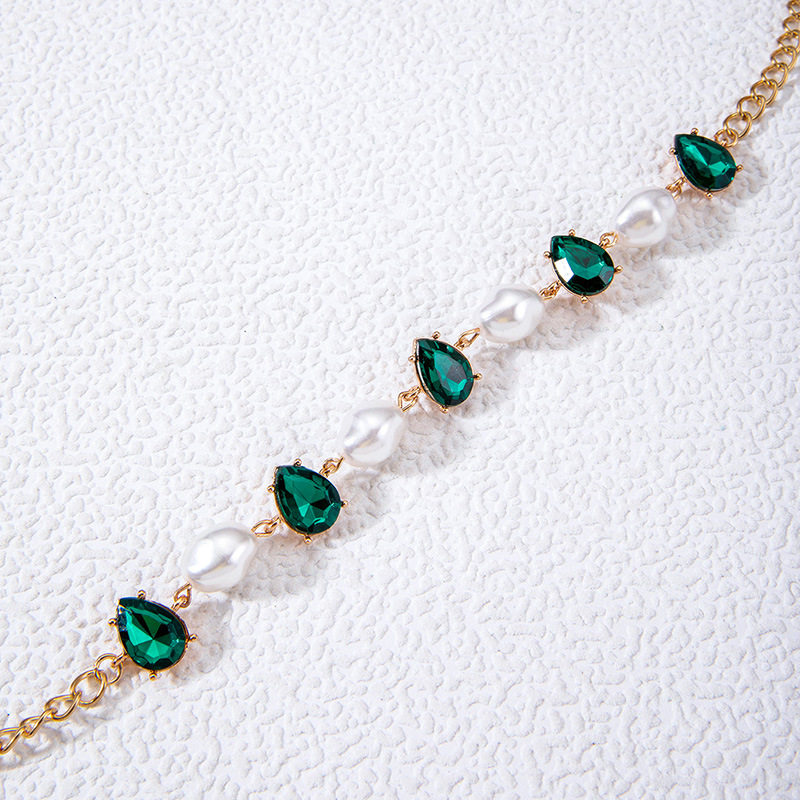 Baroque pearl beaded emerald necklace