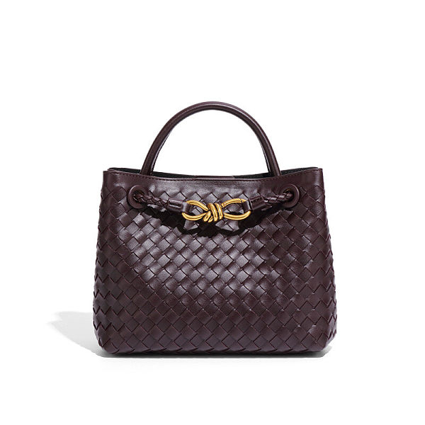 Elegant handwoven handbag